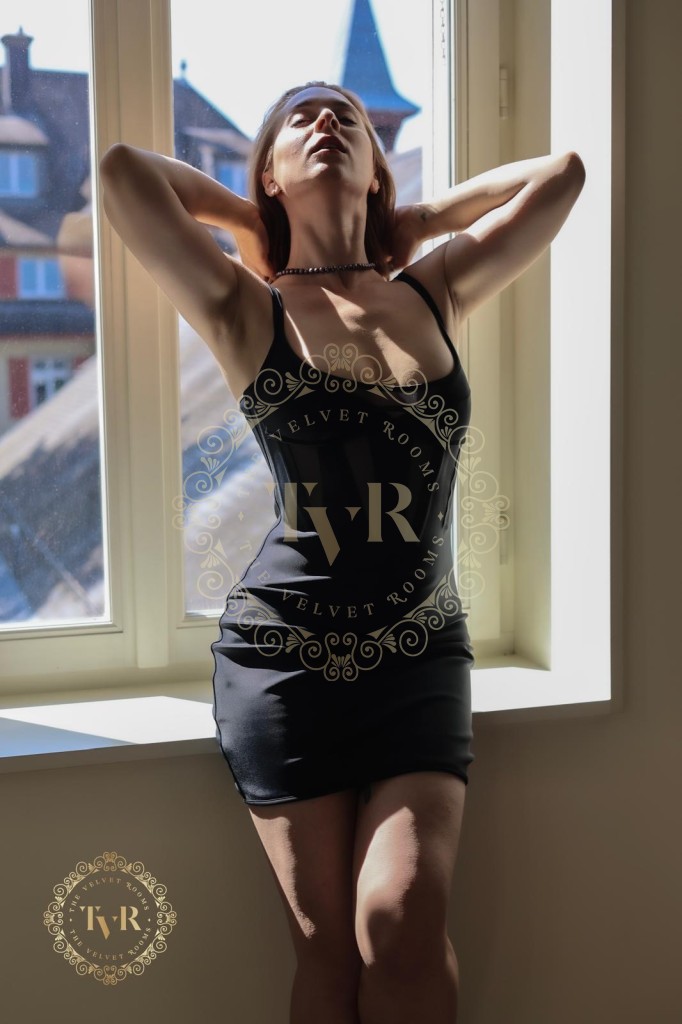 Robi Escort