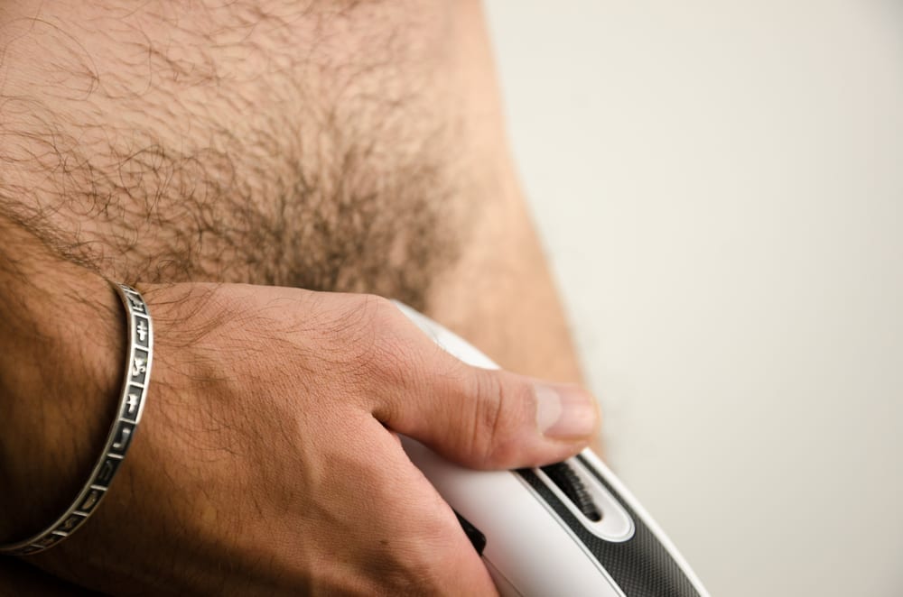 Should you shave before meeting an Escort?